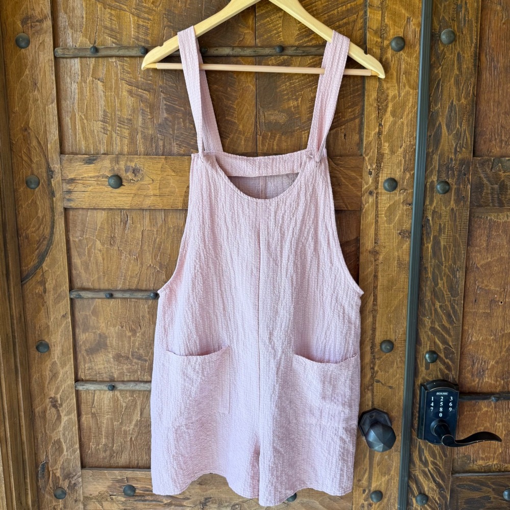 Textured Romper Overalls Womens Lg Pink Crinkle Sleeveless Pocket Overalls Short